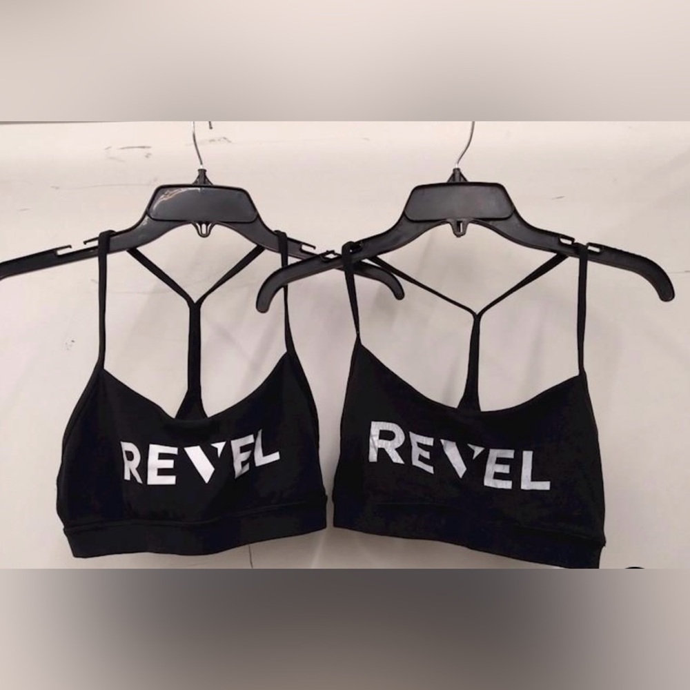 Lululemon Revel black and White Crop Tops Size 6 buy 2 / $60 or 1 /$30